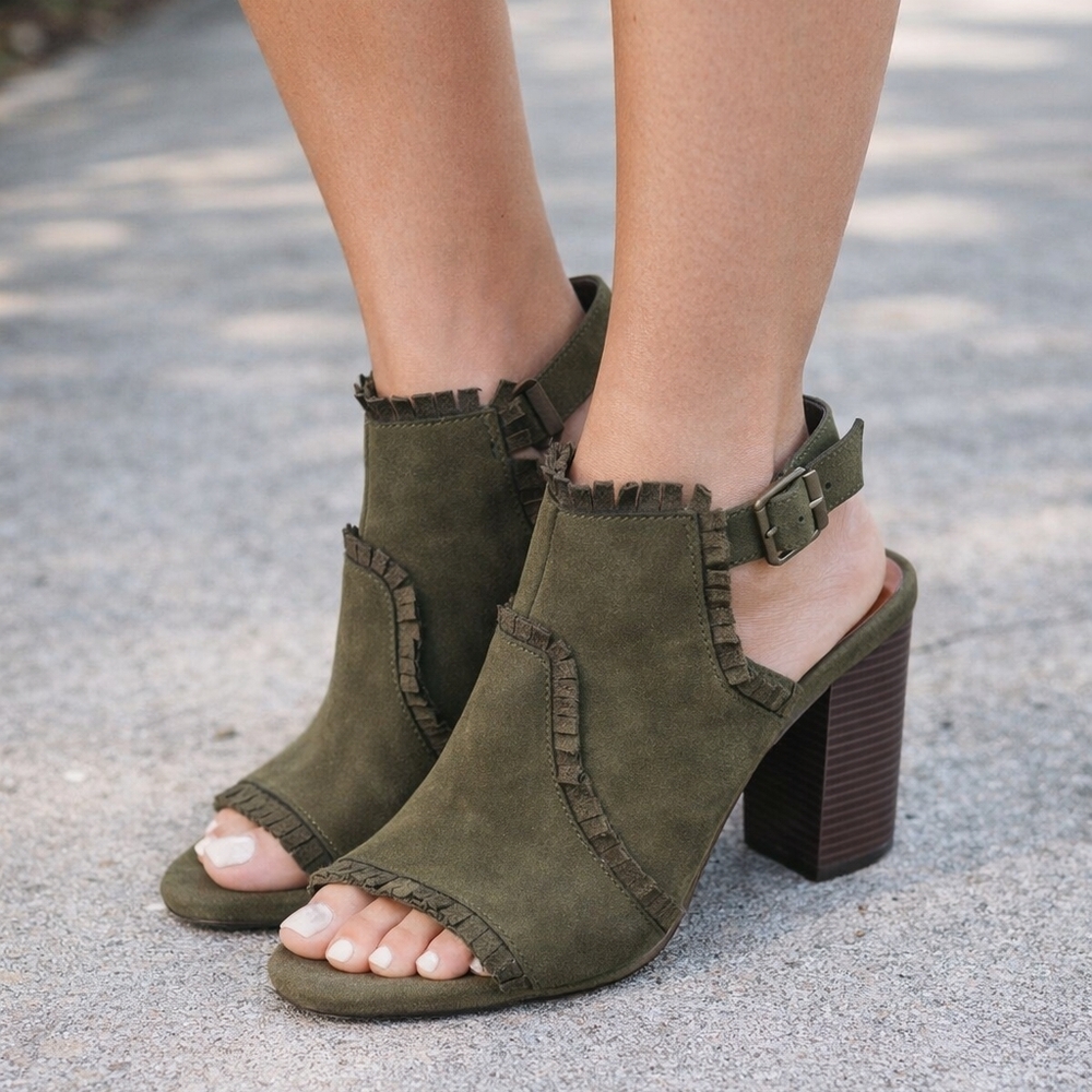 MIA Boca Olive Green Fringe Block Heel Sandals Size 9M